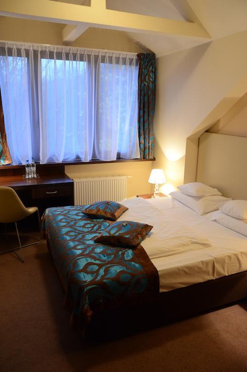 Agat Hotel Lódź Quarto foto